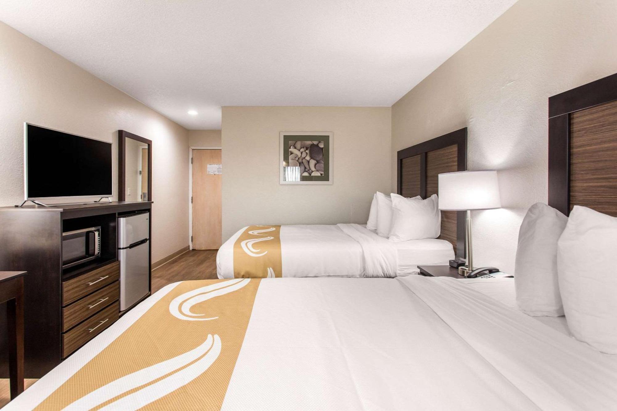 Quality Inn & Suites Myrtle Beach Near Outlets Exterior photo