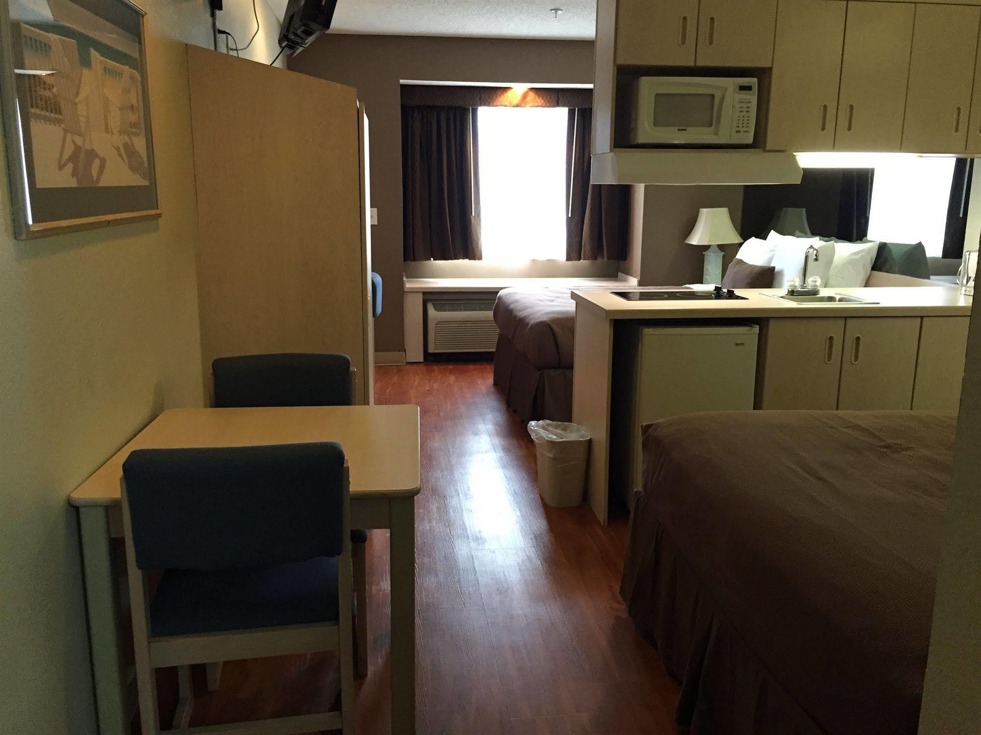 Quality Inn & Suites Myrtle Beach Near Outlets Exterior photo